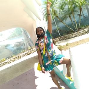 Meet your Posher, Tracey